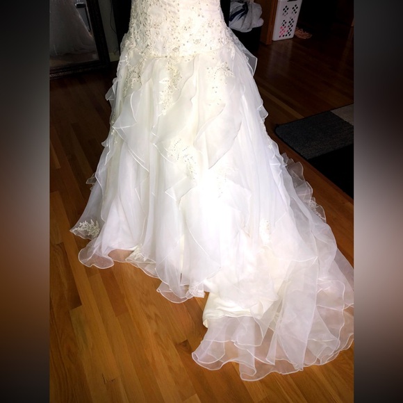 Alfred Angelo Dress - Picture 2 of 6